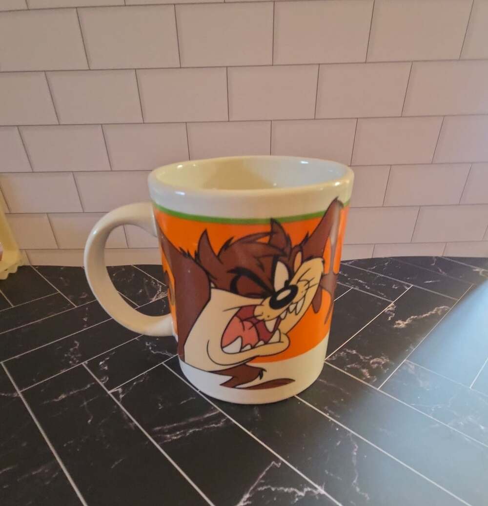 Gibson Looney Tunes Taz Tasmanian Devil Coffee Mug